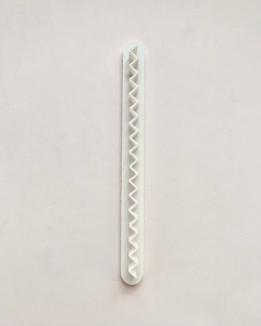 Zigzag Patterned Blade