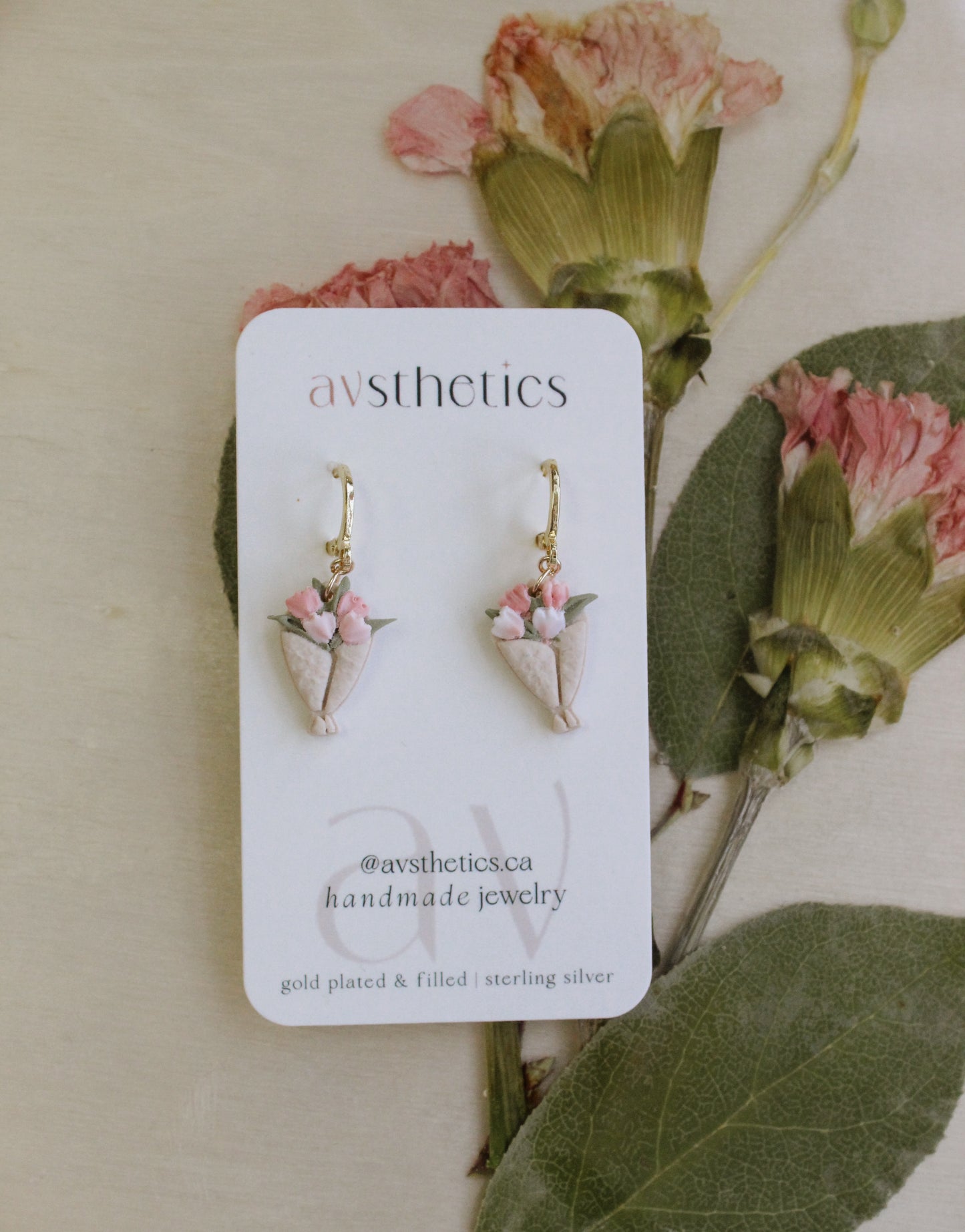 Tulip Bouquet Huggies