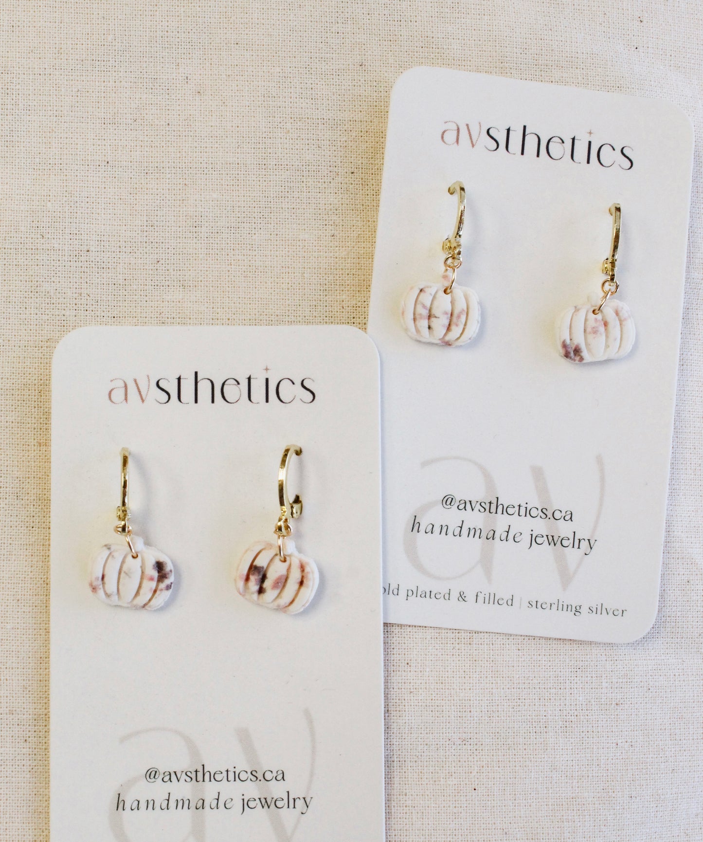 “Elowen” Pumpkin Huggies