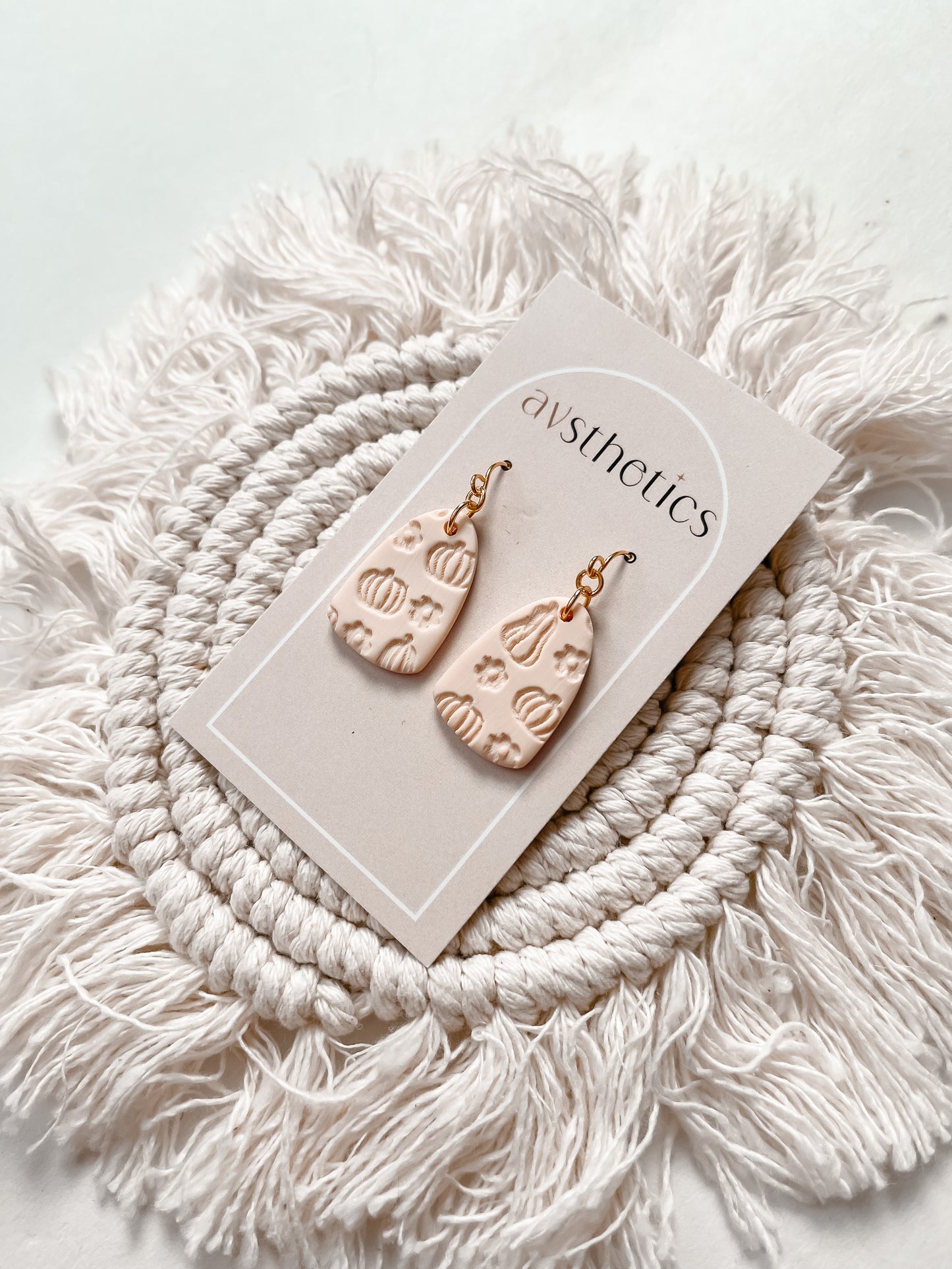 Pumpkin Meadow - Pointed Arch