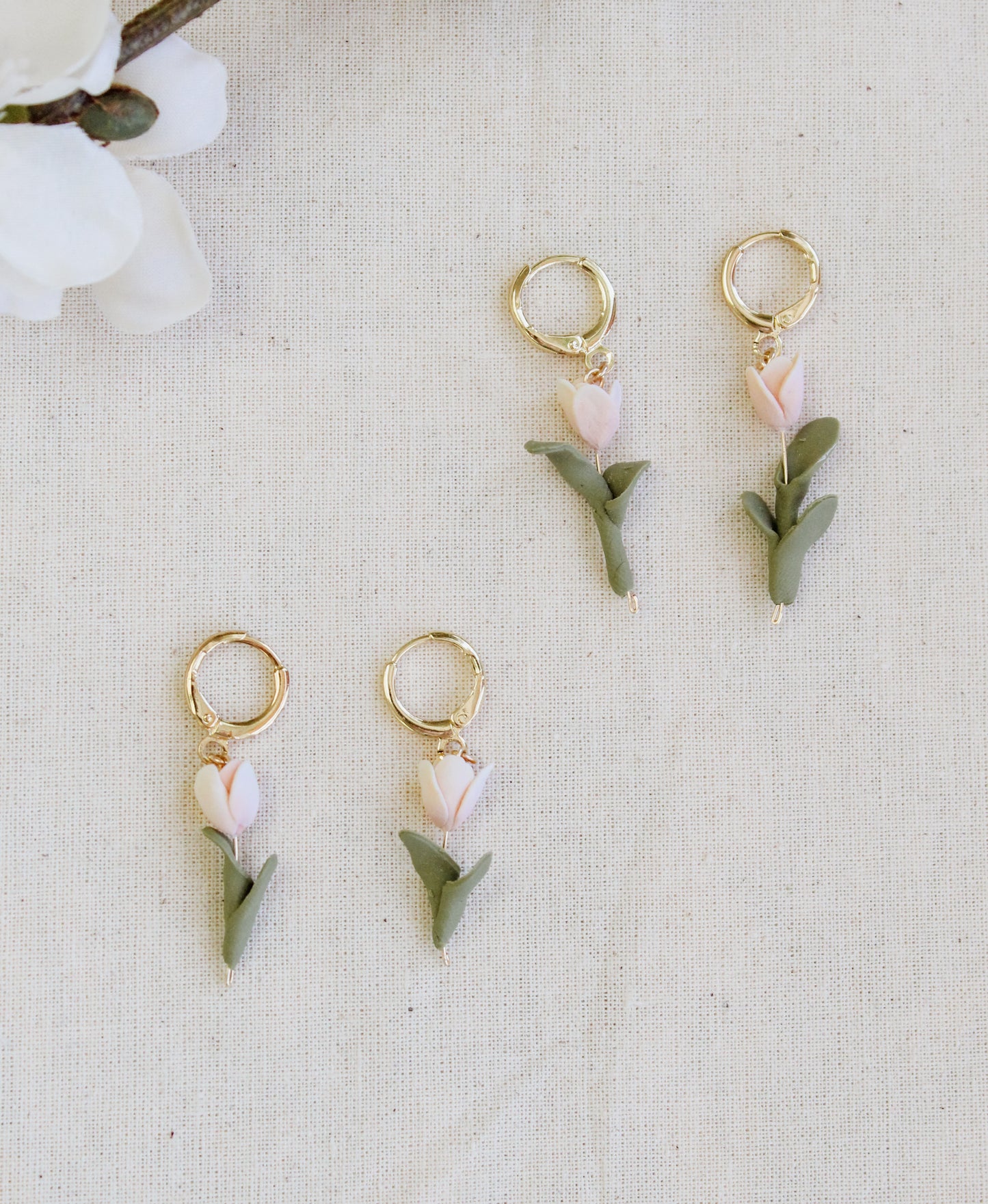 “First Bloom” Tulip Huggies