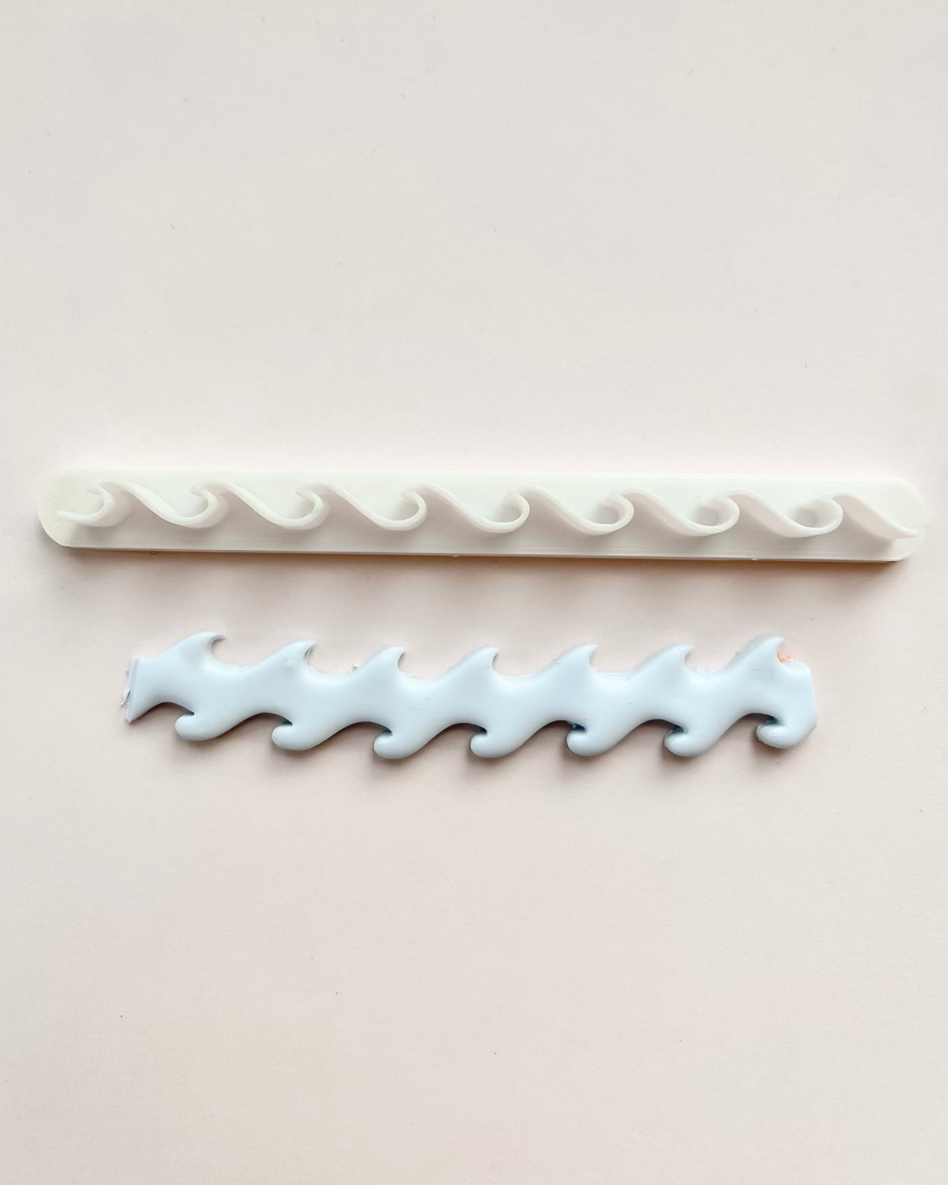 Wave Patterned Blade