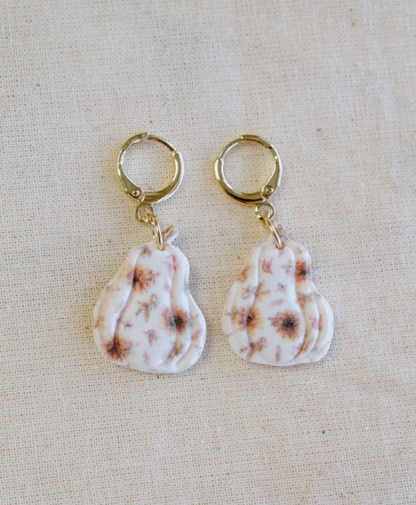 Sunflower Print Gourd Huggies