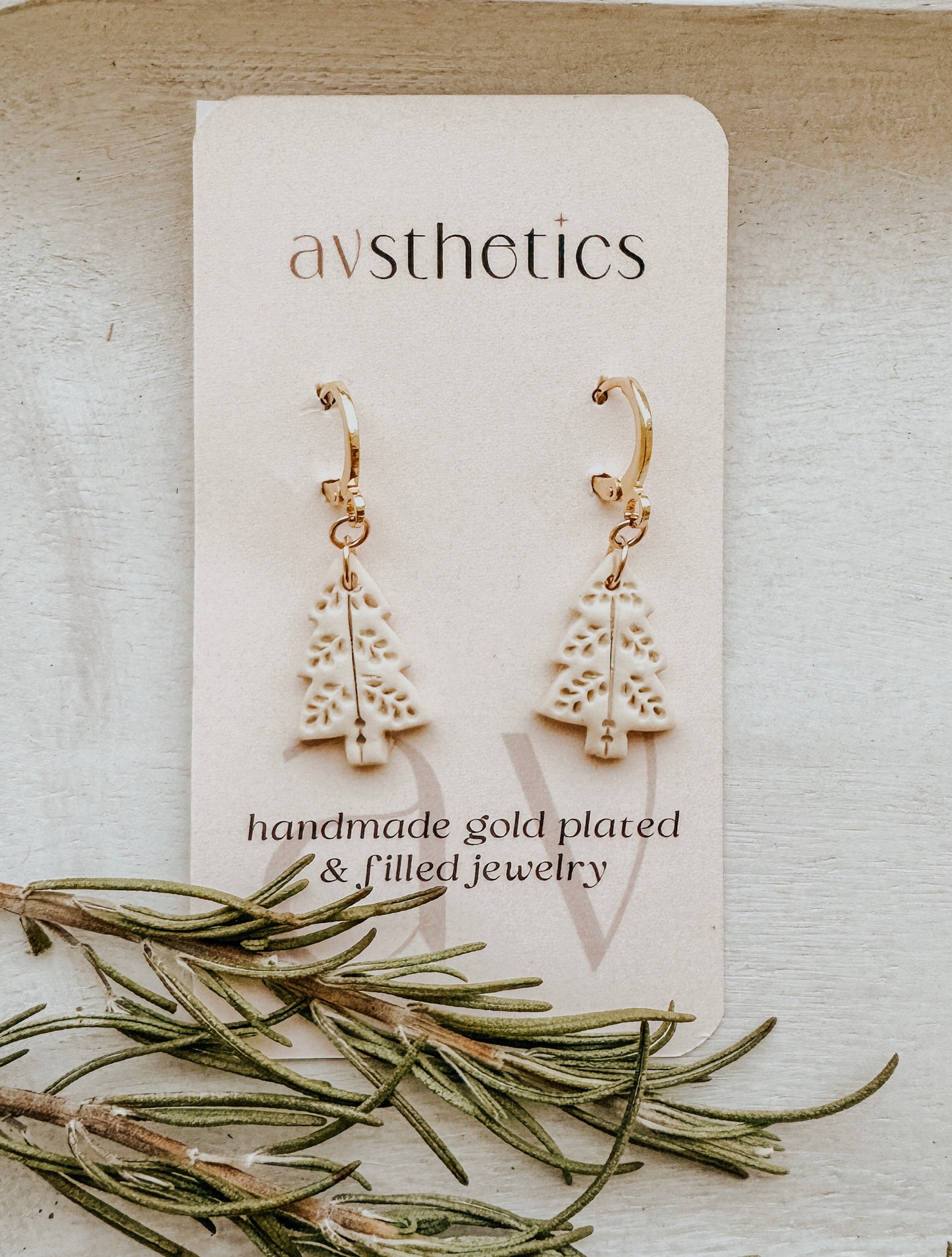 Scandi Tree Huggies - Cream