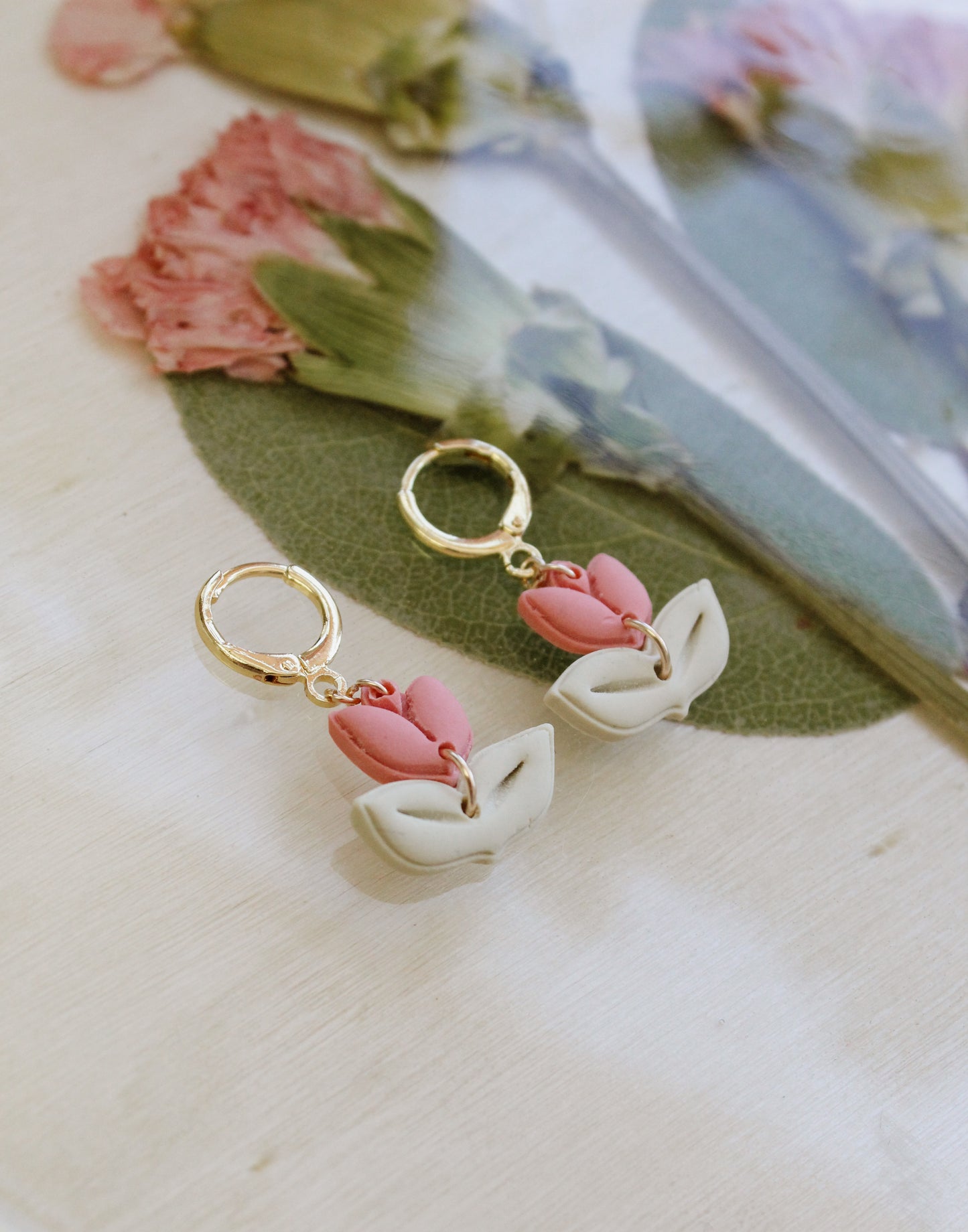 Simple Tulip Huggies