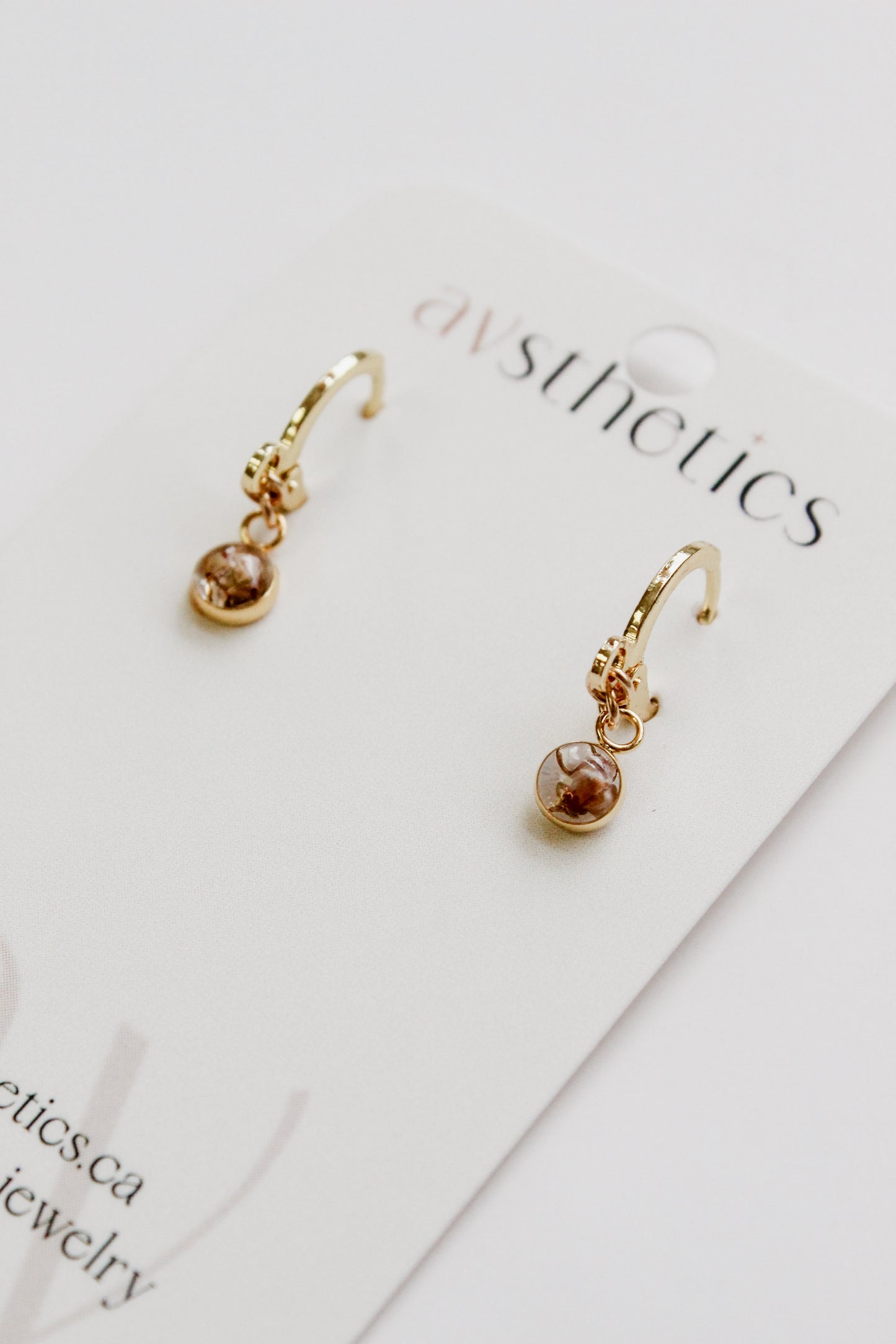 Tiny Flower Bud Huggies