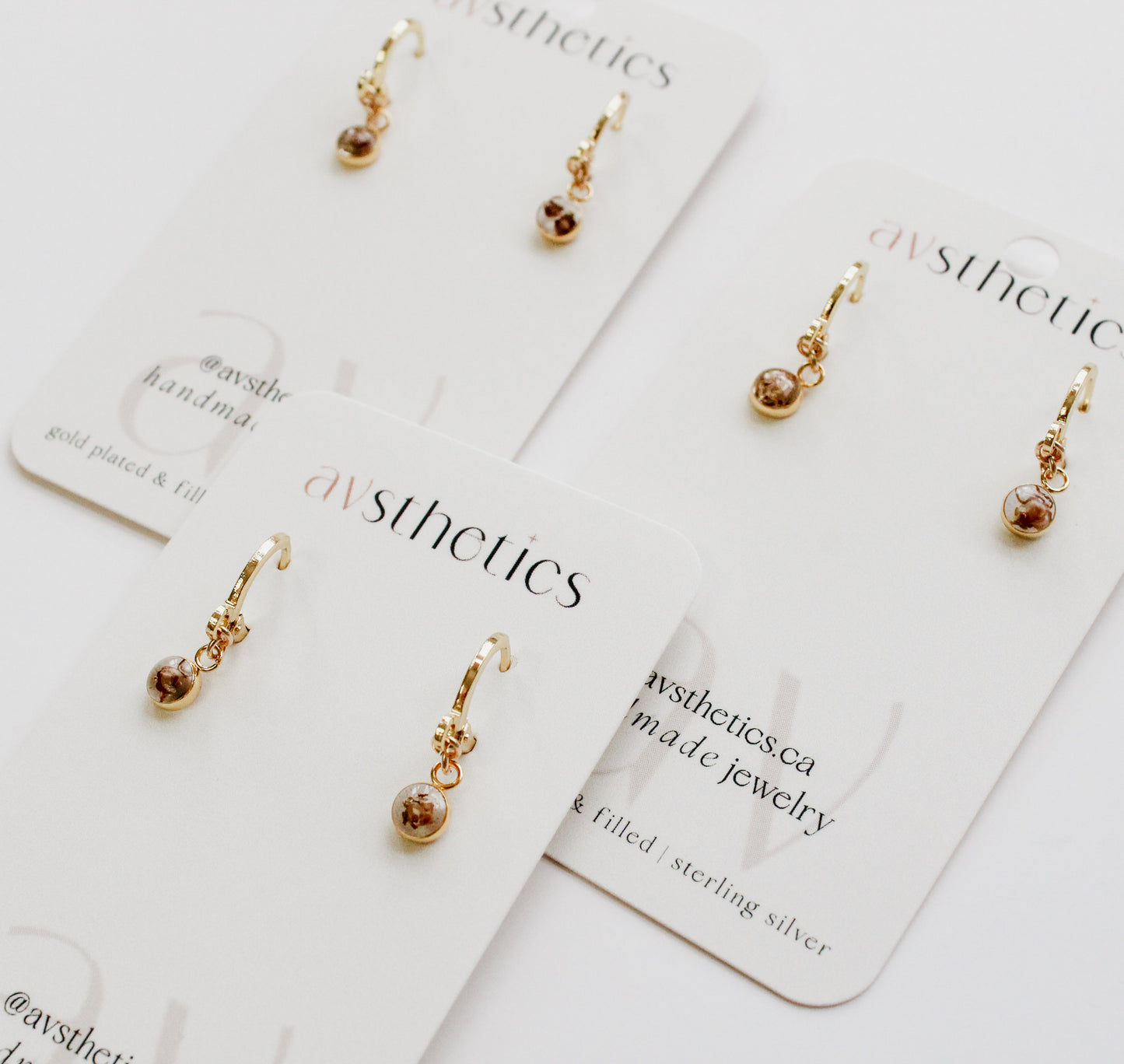 Tiny Flower Bud Huggies