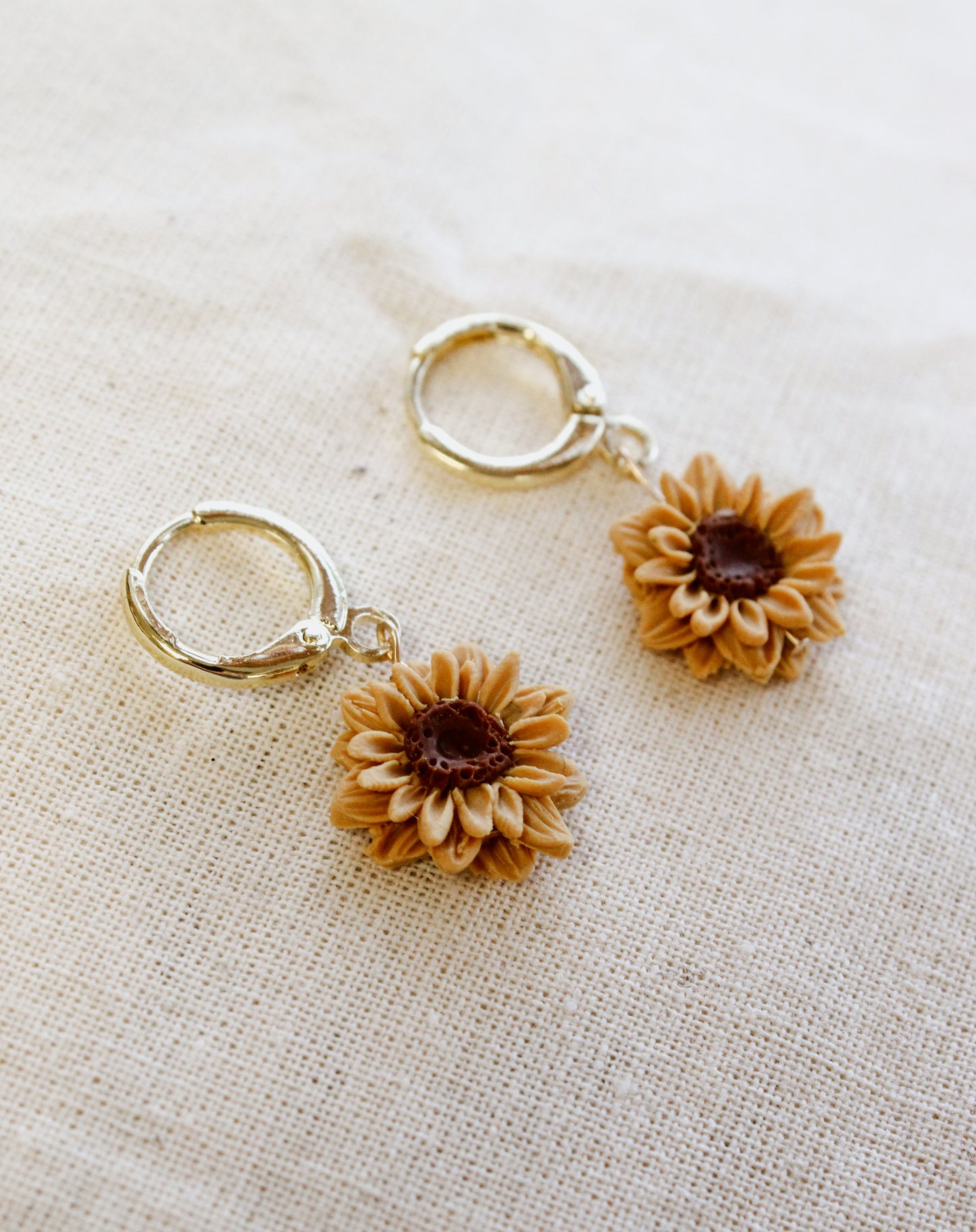Sunflower Huggies