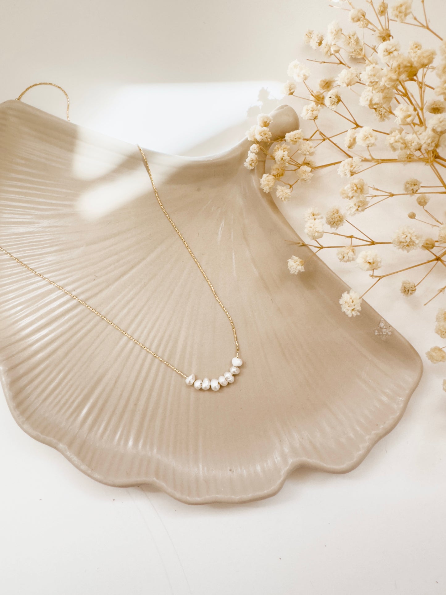 *PRE-ORDER* Dainty Freshwater Pearl Focal Necklace