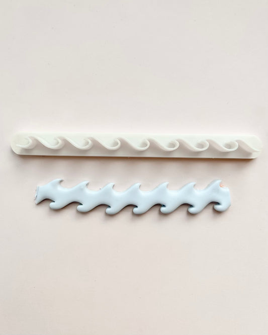 Wave Patterned Blade