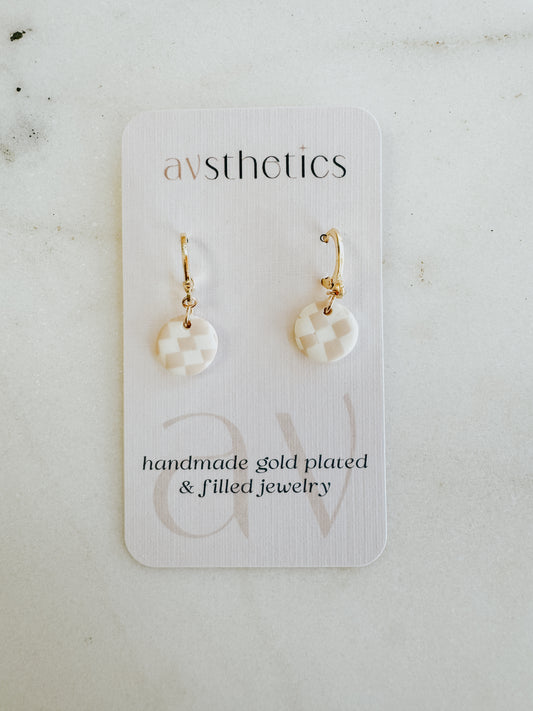 Checkered Huggies - Round