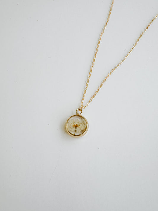 Narcissus Blossom Necklace - Round