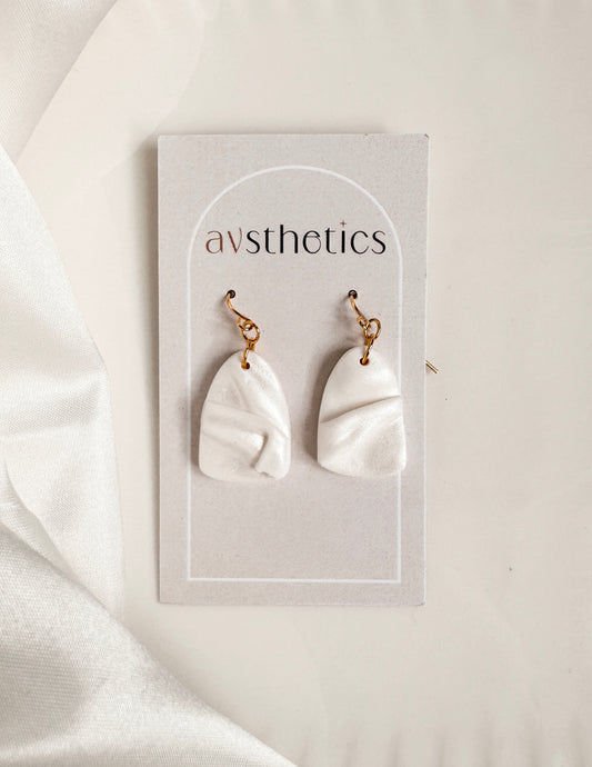 Silk - Pointed Arches