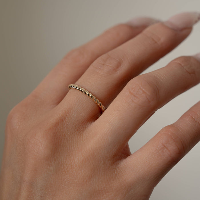 10K Gold Rope Ring